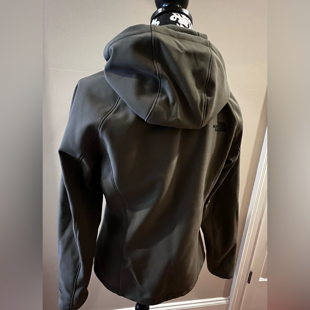 North Face Jacket - Picture 3 of 4